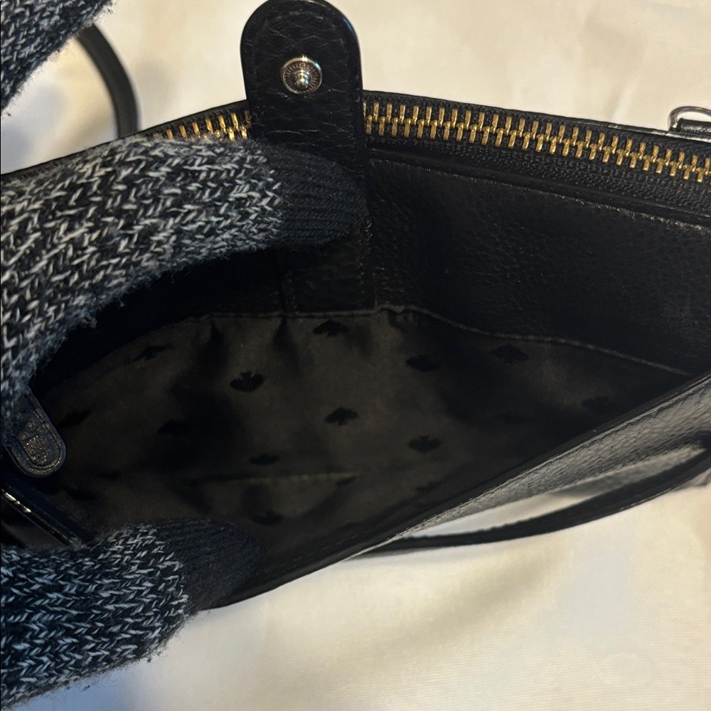 Kate Spade Jackson Small Tab Leather Crossbody Black GUC - Picture 4 of 13